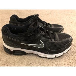 Nike tennis shoes